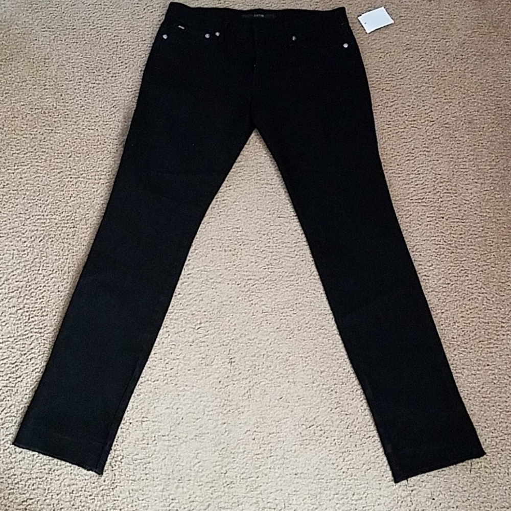 NWT JOES JEANS. SIZE 30/8